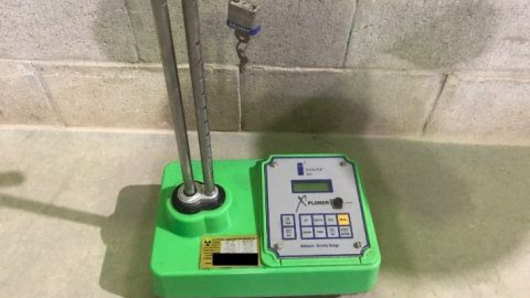 A radioactive gauge, locked in a transport case, was stolen form Ipswich.