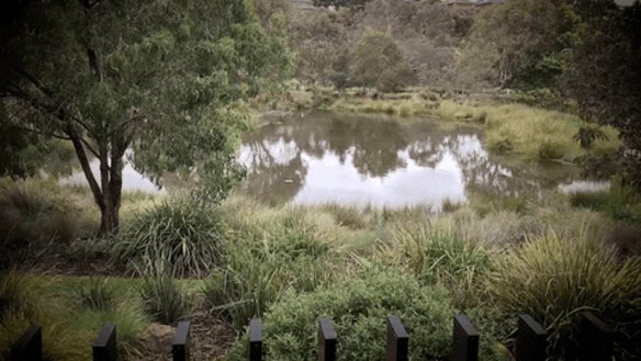 The flood seen from Rivervue: 1) On the night before, the river lies way beyond the pond; 2) At 6.43am on the day of the flood; 3) At 7.08am.