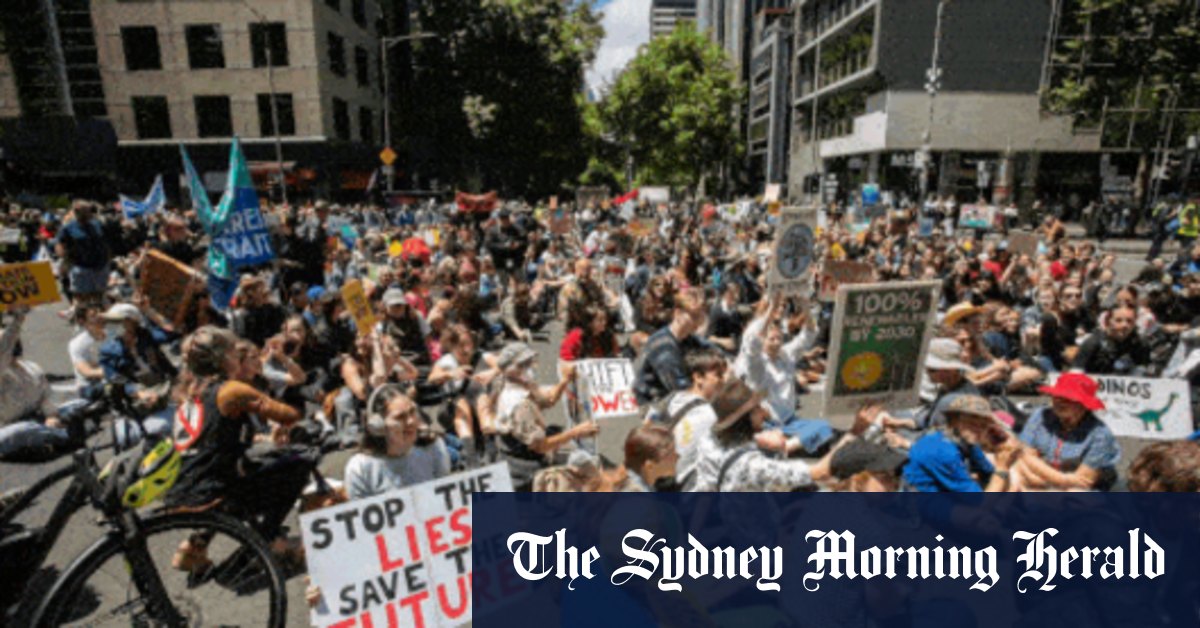 After-school meetings, recycled signs: School climate strike returns to Melbourne - Vimarsana News