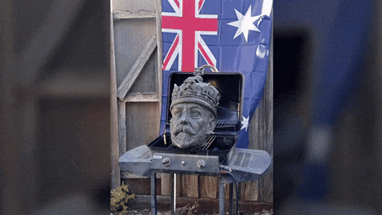 A cabeça do Rei George em um churrasco