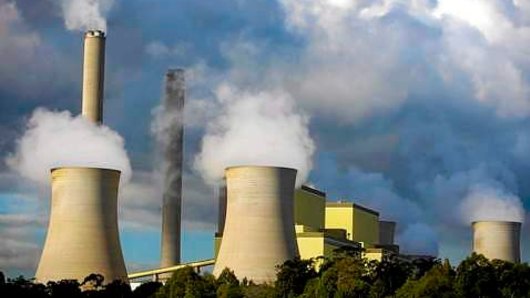 A new report from Environmental Justice Australia points to increased pollutants from older coal-fired stations, including Tarong and Gladstone in Queensland.