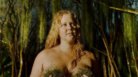 Amy Schumer bares all in hilarious naked maternity shoot