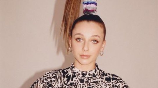 VSCO girl index image. Emma Chamberlain.