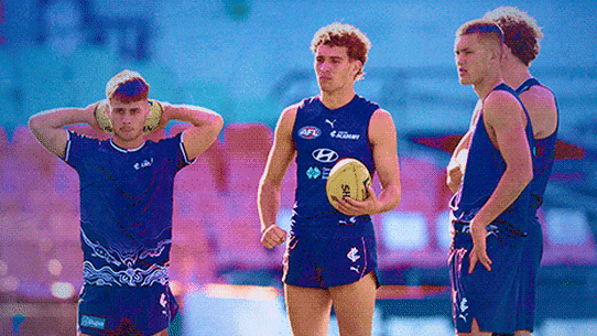 A carreira de pai e filho de Cody Walker no Blues pode estar em perigo por causa do ressurgimento do time.