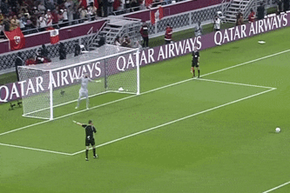 Andrew Redmayne saves the Peru penalty.