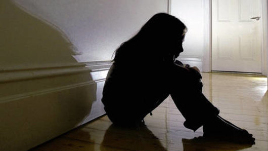The child was left home alone by his mother.