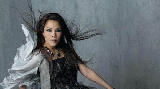 China’s soft rock queen Tian Zhen has listed her Point Piper apartment for sale with a price guide of $15.5 million.