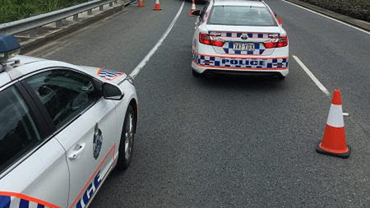 Police want to speak to the driver of a car that flashed headlights to the ute before the fatality. (File Image)
