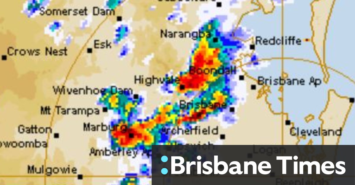 Thousands without power after storms lash Brisbane, Gold Coast - Vimarsana News