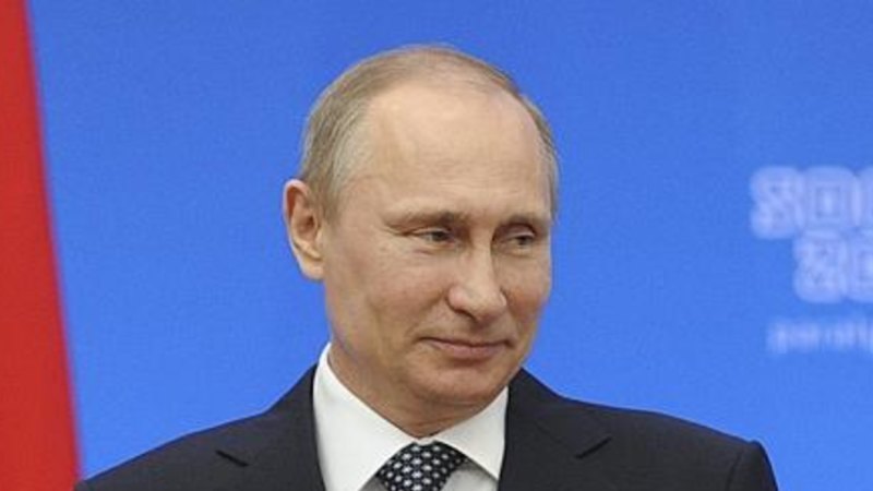 A bogus Putin account thrived for years before Twitter ...