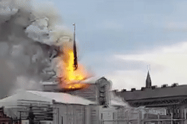 A fire engulfs the Stock Exchange in Copenhagen.