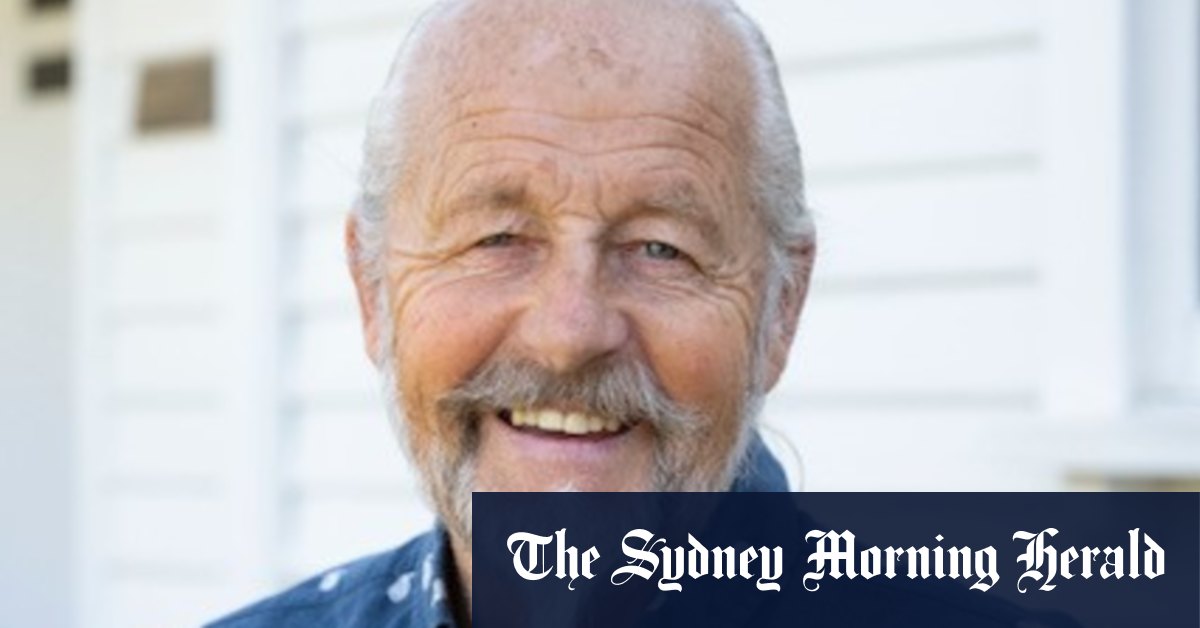Torquay and surf industry icon a master surfboard-maker - Vimarsana News