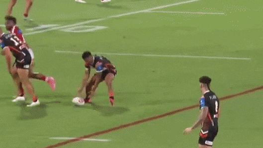 GIF Api Koroisau dummy-half runs - Wests Tigers v Dolphins.