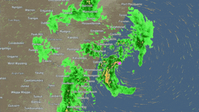 Sydney weather LIVE updates: Thousands without power as ‘bomb cyclone’ continues to smash NSW coast