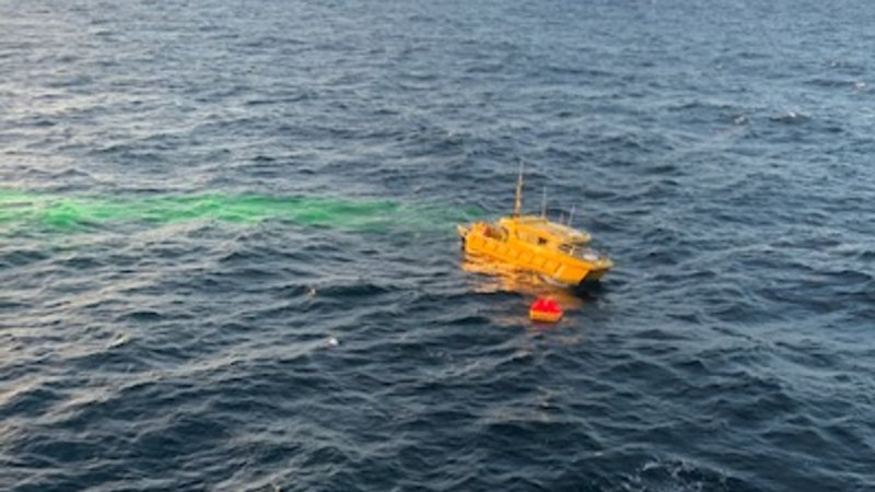 Two Fishermen Rescued From Life Raft After Boat Sinks Off Queensland