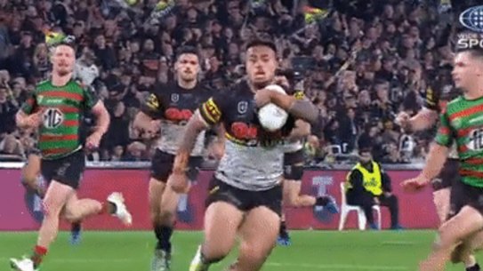 Taane Milne’s high shot on Spencer Leniu.