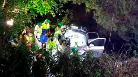 NSW Fire & Rescue save trapped woman in car after Princes Highway crash
