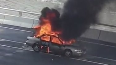 Firefighters Called As Riverside Expressway Car Fire Causes