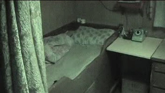 An officer's room on the Pong Su.