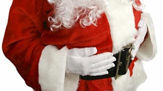 Queensland's shopping centre Santas must be cleared to work with children before children can sit on their laps, child safety advocates argue.