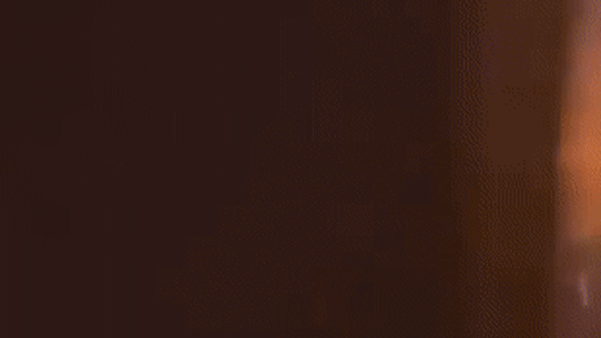 A resident films his escape from the fires in Hawaii.