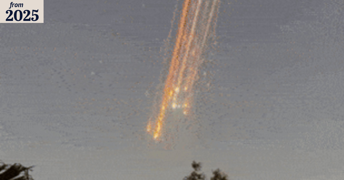 Pilot declared ‘Mayday’ after flying through Musk rocket explosion