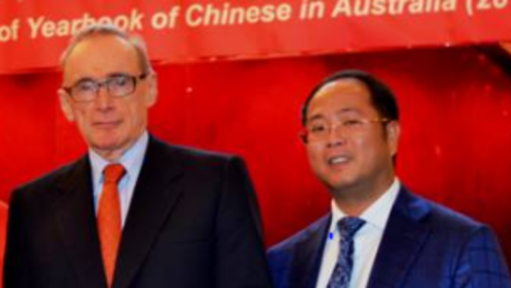 The former Foreign Minister and Mr Huang. Mr Carr has likened ACRI to the US Studies Centre at Sydney University.