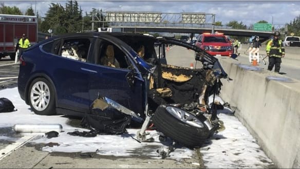 Tesla shares continue plunge as questions swirl about fatal Model X crash