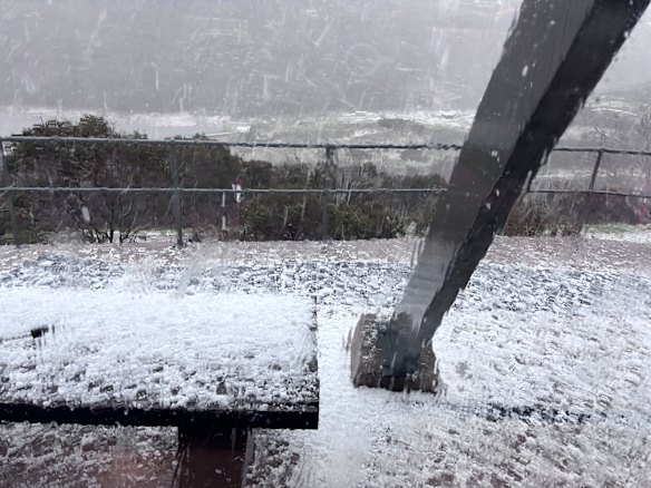 A sudden vicious hailstorm swept the mountains. 