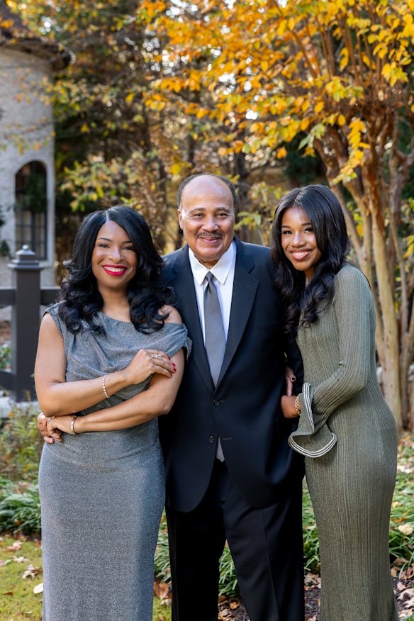 Martin Luther King III with wife Arndrea Waters King and teenage daughter Yolanda.