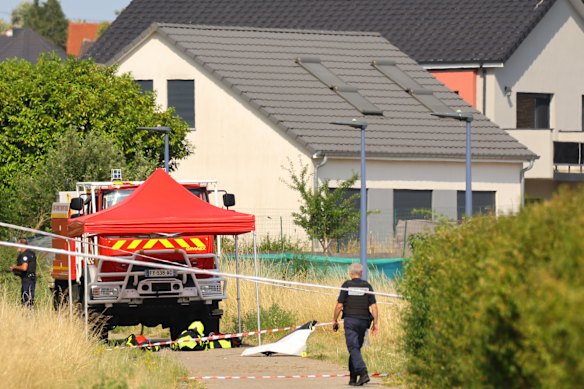 Family members were in shock after witnessing the crash, which killed their loved ones.