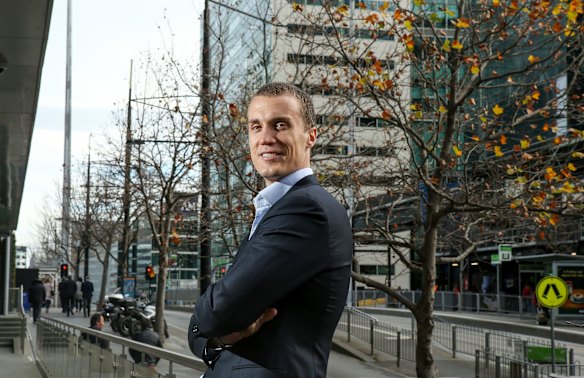  Ted Richards, the former Bomber and Sydney premiership player, has been asked to join the Bombers’ board.