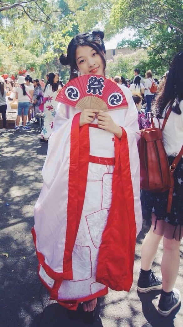 Yanting Zhan graduated from Burwood Girls in 2015, and topped the state in Japanese beginners. She received an ATAR of 98.65.