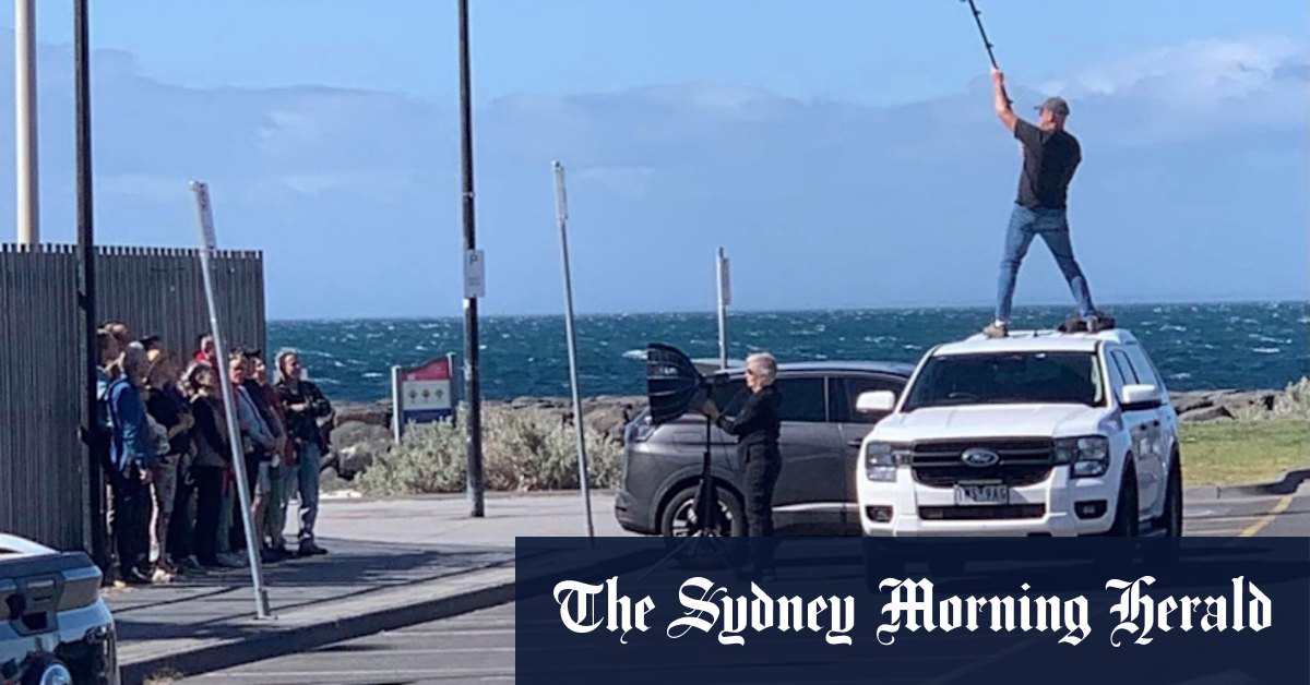 Apply for a visual journalist traineeship at the Herald and The Age