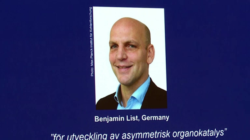 Chemists who created tools to build molecules win Nobel
