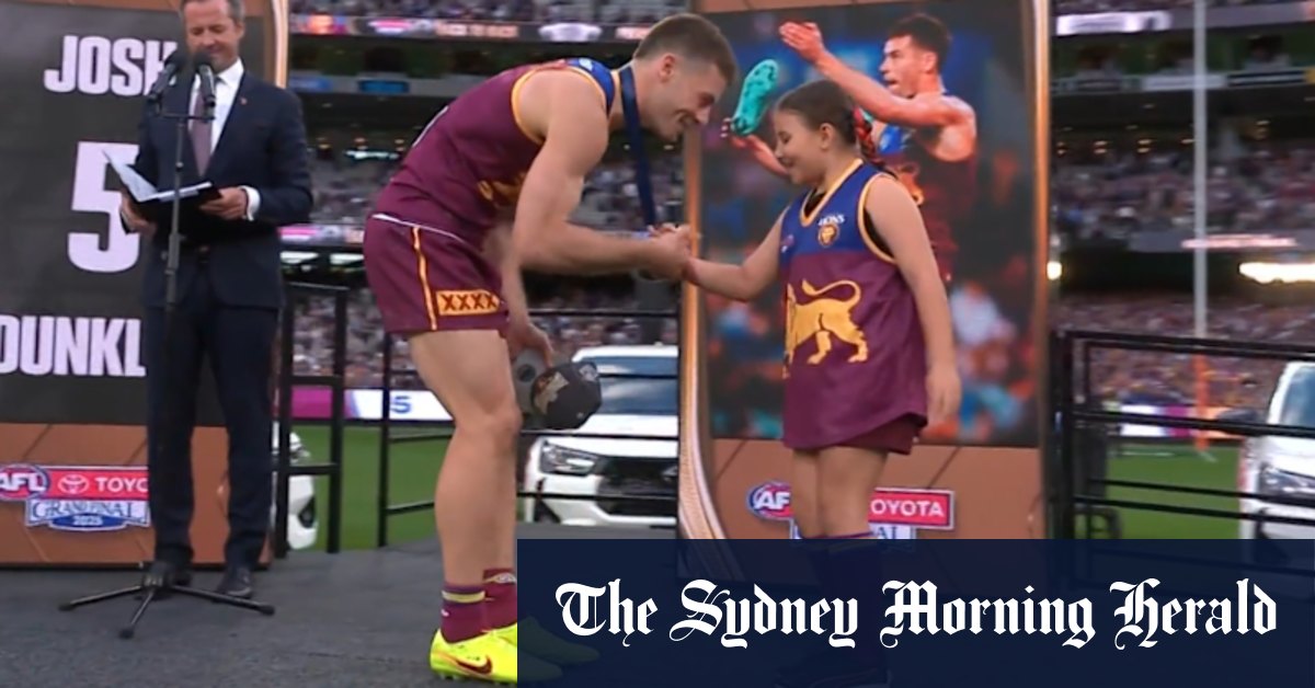 Auskicker’s cute congratulations for premiership Lion