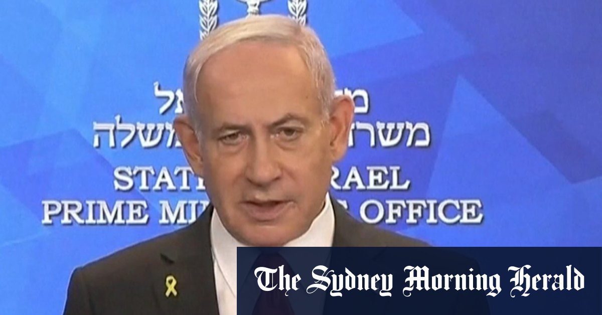 Trump gives Hamas warning after group agrees to peace plan