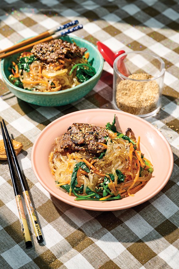 Chewy, sweet and slightly slippery.