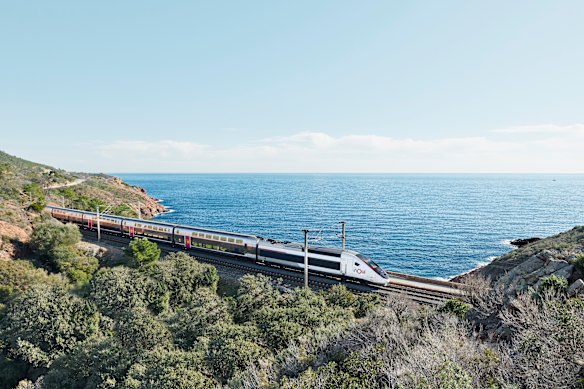 The train skirts the coast until Marseille.