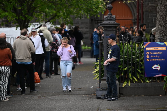 The queue to vote at Saint Marks Community Centre in Fitzroy.
