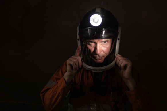 Tunneller Craig Bennett has been awarded $2.4 million in damages by the Dust Disease Tribunal.