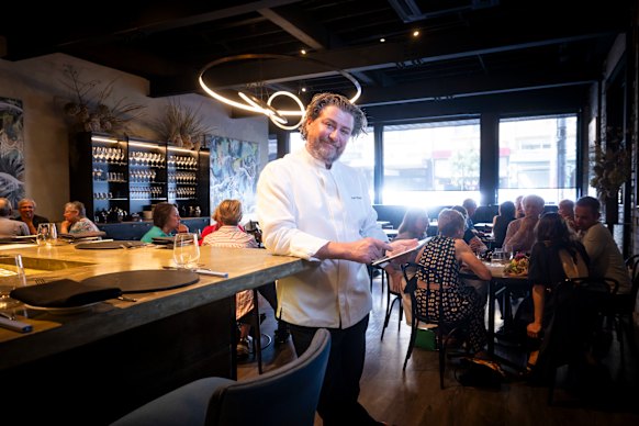 Chef and restaurateur Scott Pickett is taking over the Gasometer hotel in Collingwood. 