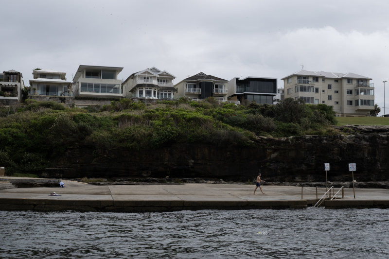 Clovelly house prices are too high even for high-income buyers.