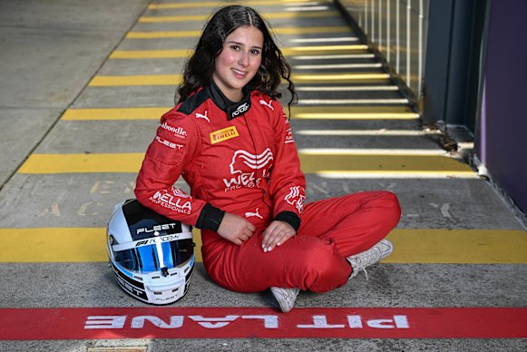 F1 Academy driver Joanne Ciconte 