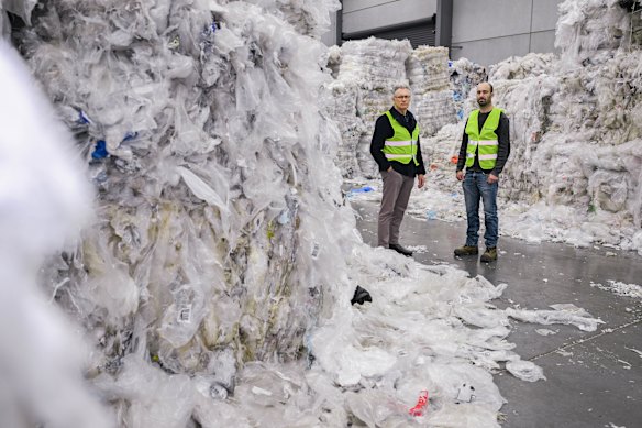 Austsing manager Clive Townsend and Plastec Recycling director Steve Rawson. 