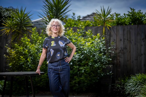 Tina Brock has had kidney stones many times.