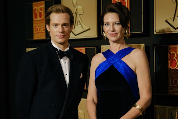 Dale Jennings (Sam Reid) and Helen Norville (Anna Torv) at the Logie Awards for The Newsreader.