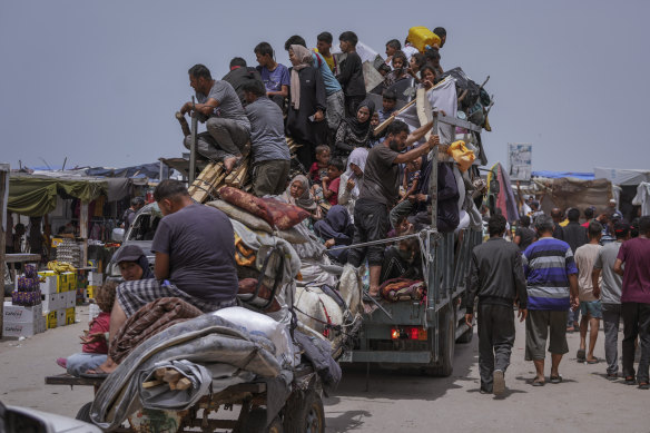 Palestinians flee from the southern Gaza city of Rafah.