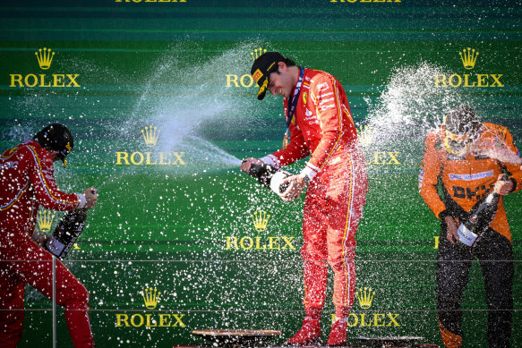 El conductor español Carlos Sinz Carlos ganó el Sainz Ferrari para 2024.