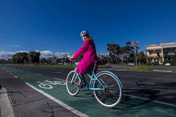 Bicycle Network chief executive Alison McCormack has joined other industry groups in calling for increased e-bike regulation. 